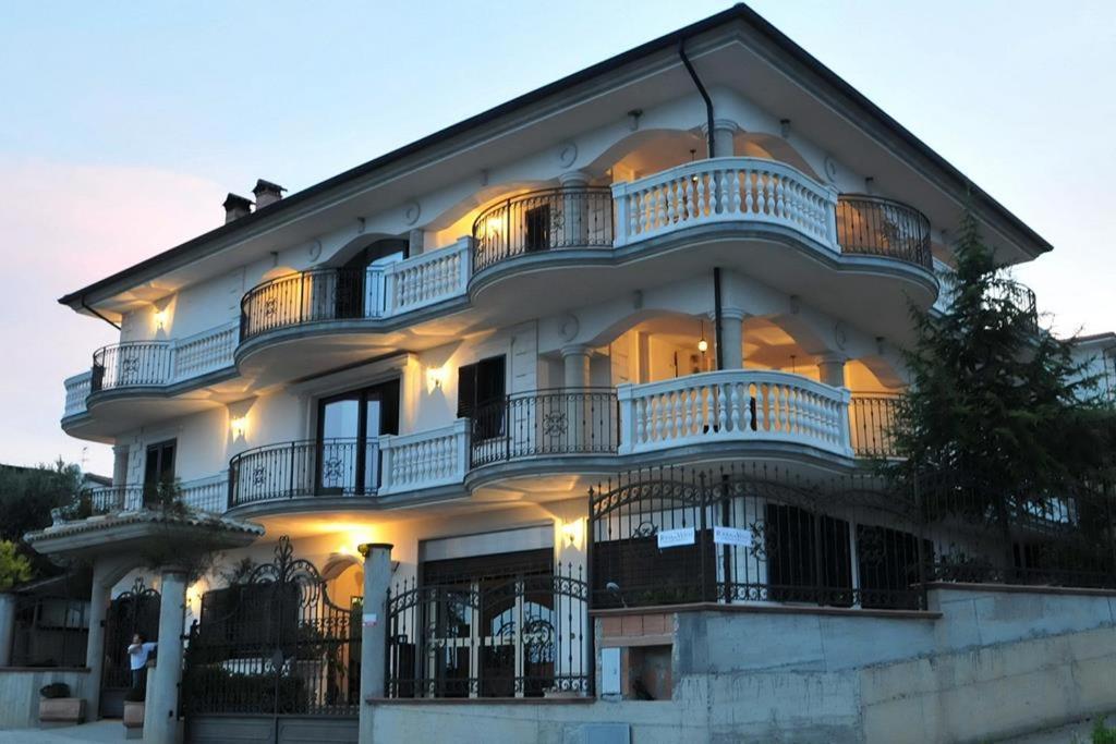 B&B Rosa Dei Venti Roseto Capo Spulico Εξωτερικό φωτογραφία